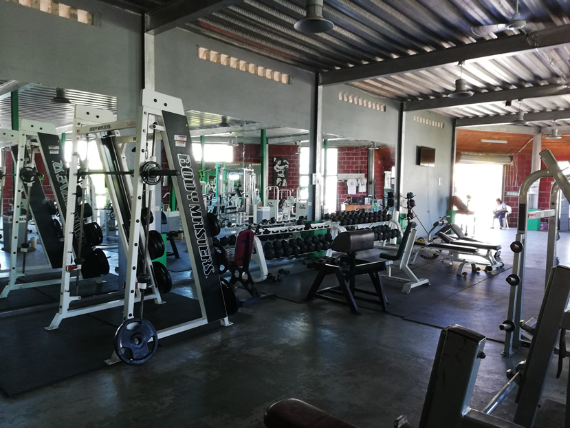 Muscle Hut Fitness San Ignacio